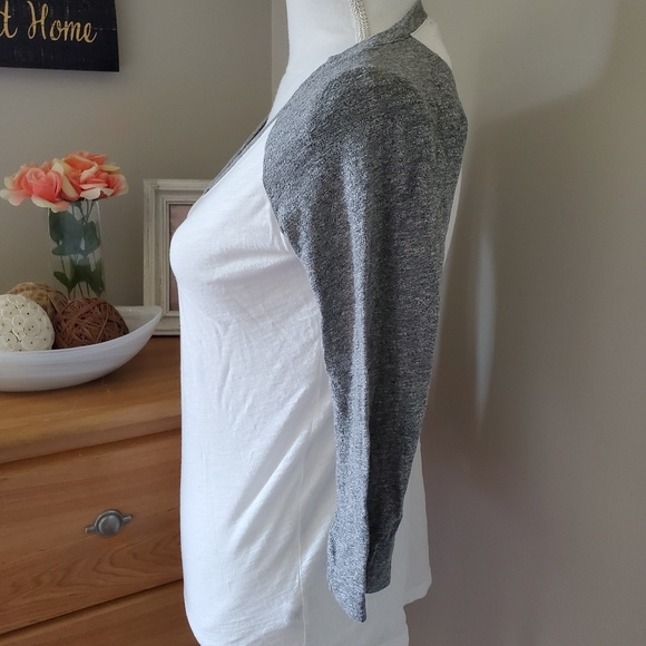 Monrow vneck raglan tshirt - Picture 4 of 7